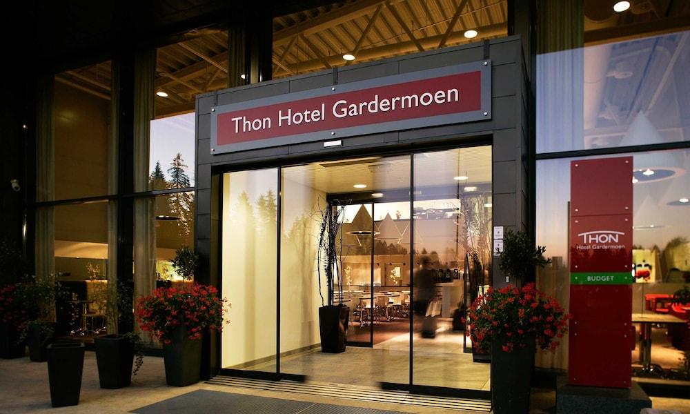 Thon Hotel Gardermoen Exterior photo